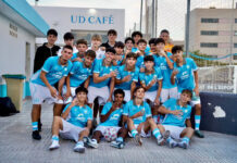 Los jugadores del UD Ibiza cadete posan tras vencer por 4-0 a la Peña Deportiva en Can Misses 2.